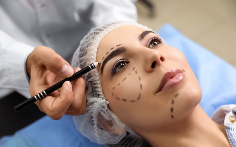Cosmetics & Plastic Surgeon