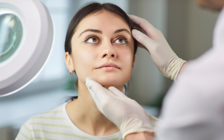 Cosmetics & Plastic Surgeon