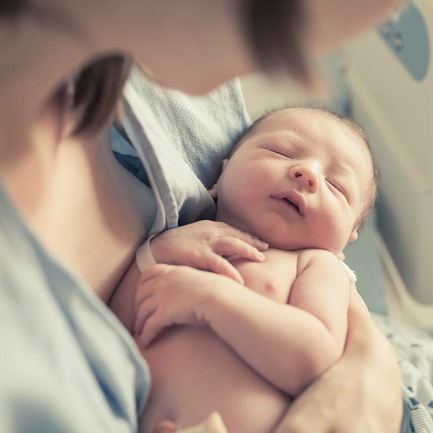 giving-birth-labor-delivery-tips-first-time-moms-newborn-baby
